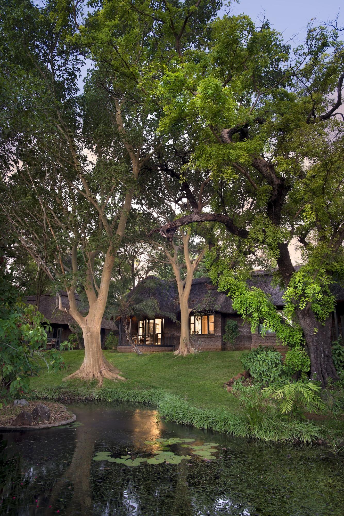 Anantara Stanley & Livingstone Victoria Falls Hotel Exterior photo