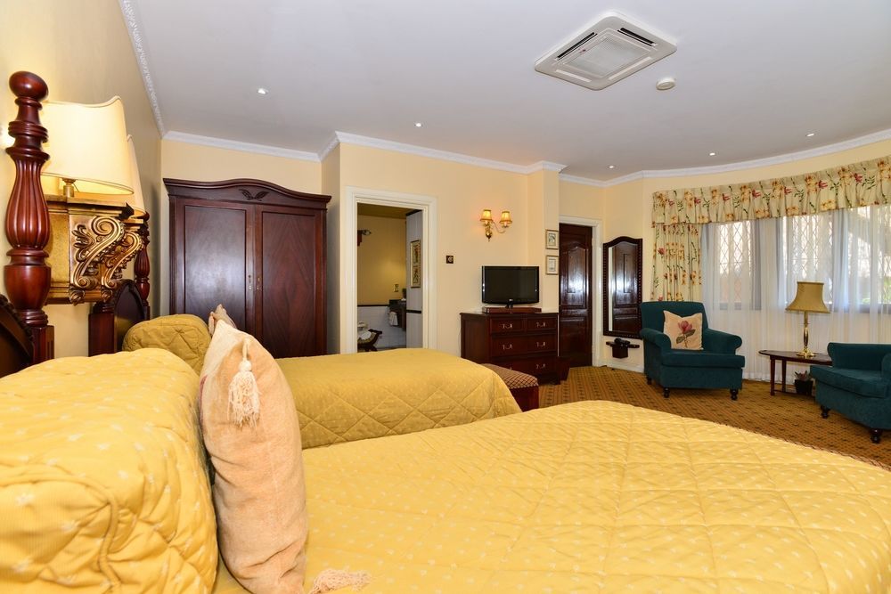 Anantara Stanley & Livingstone Victoria Falls Hotel Exterior photo