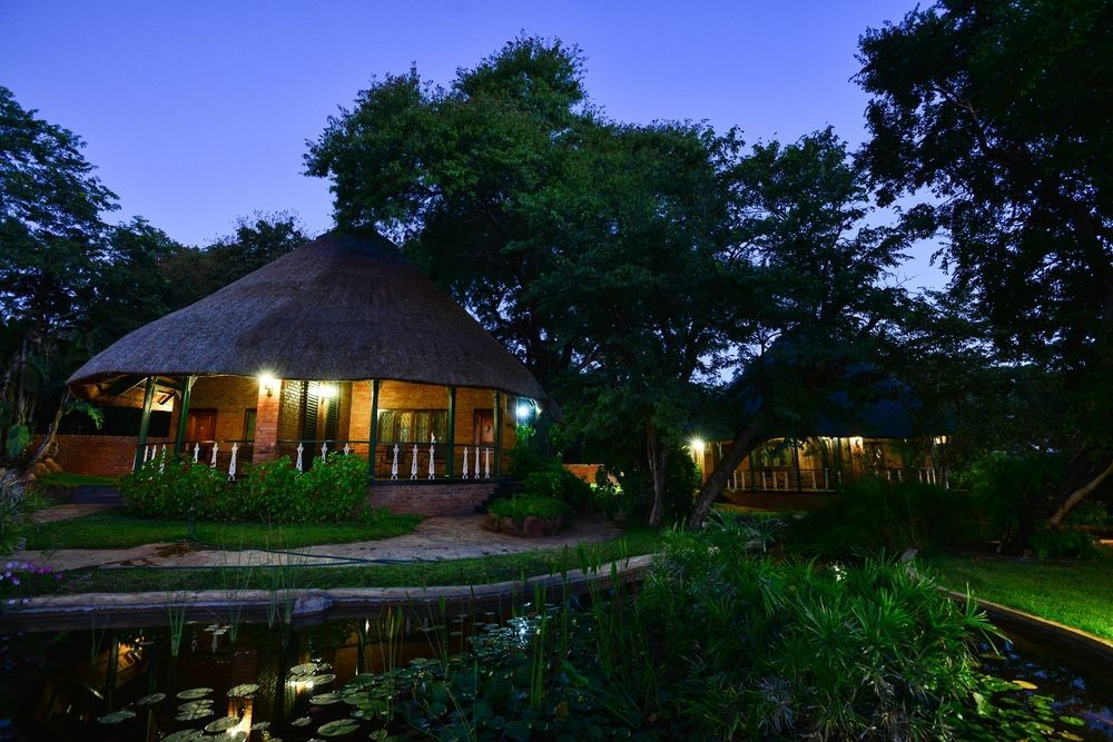Anantara Stanley & Livingstone Victoria Falls Hotel Exterior photo