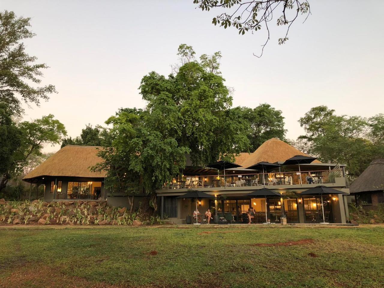 The Stanley And Livingstone Boutique Hotel Victoria Falls Exterior photo